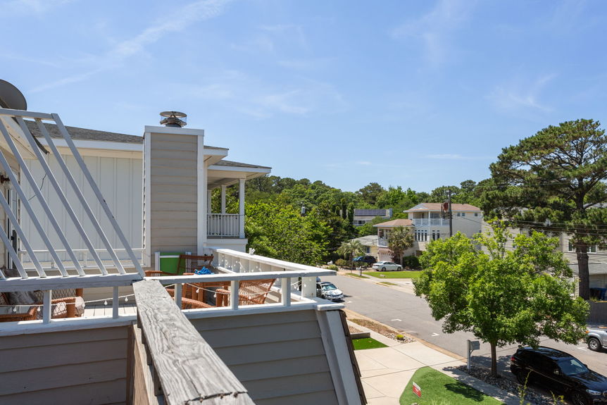 31-web-or-mls-208-64th-st-a