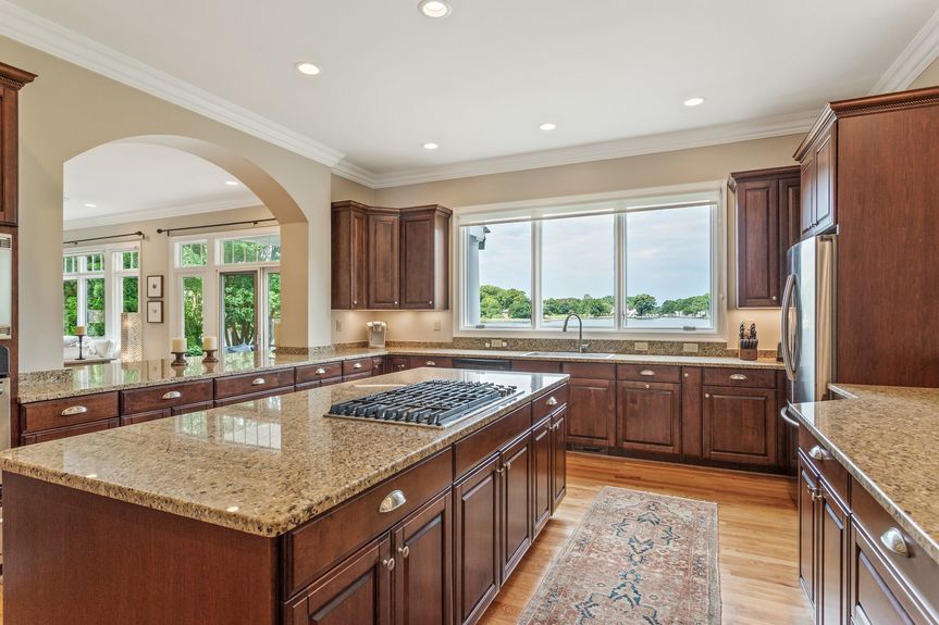 16-web-or-mls-712-55th-st