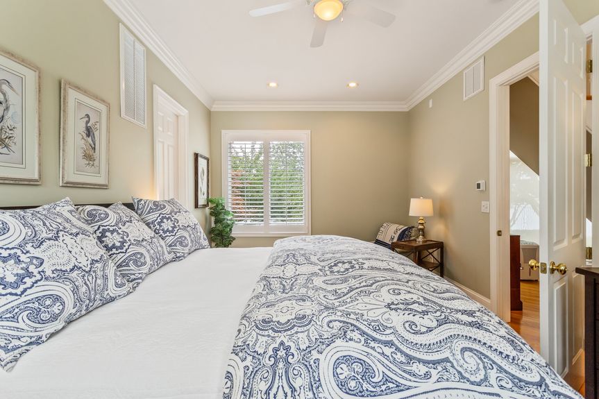 24-web-or-mls-712-55th-st