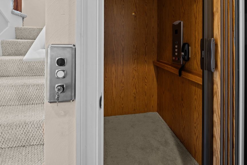 24-web-or-mls-MACK8656