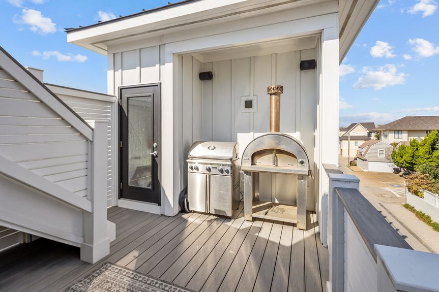 20-web-or-mls-105 51st St, Virginia Beach, VA 23451_10242024_Exterior_026