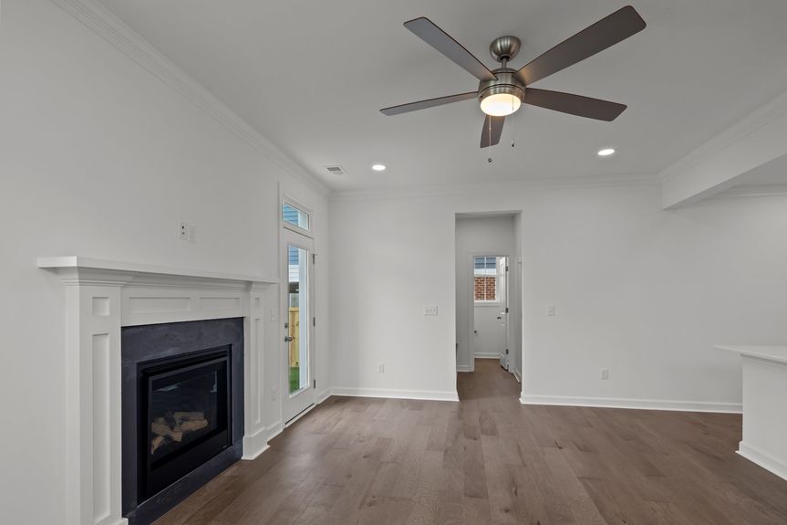 14-web-or-mls-MACK5897