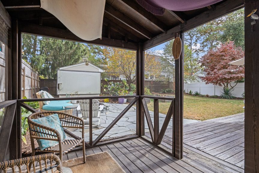 17-web-or-mls-2222 Beech St, Virginia Beach, VA_11042024_Exterior_017