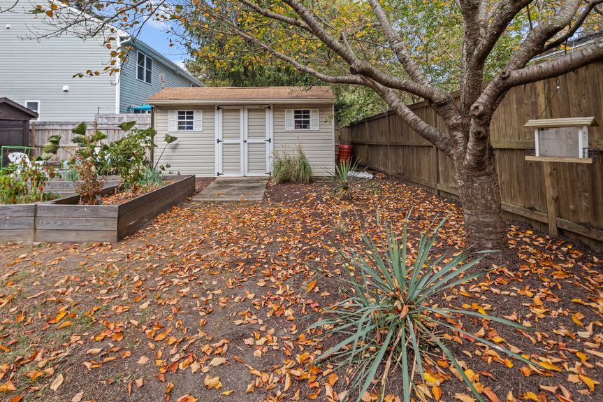 18-web-or-mls-2222 Beech St, Virginia Beach, VA_11042024_Exterior_018