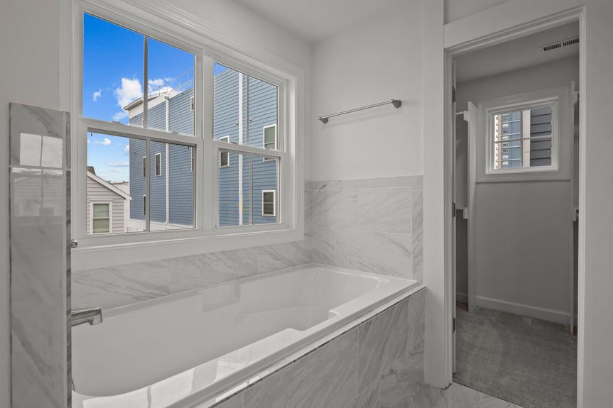 22-web-or-mls-MACK5945