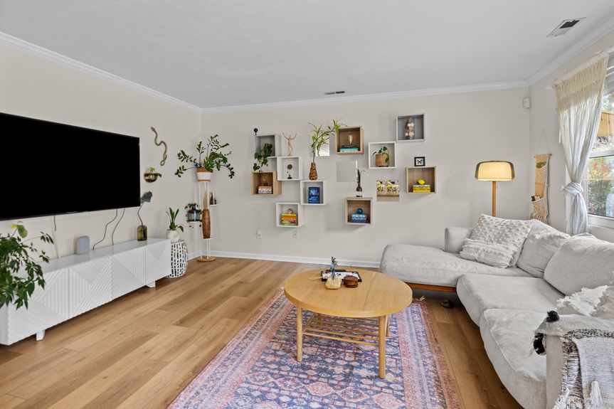 24-web-or-mls-2222 Beech St, Virginia Beach, VA_11042024_Interior_026