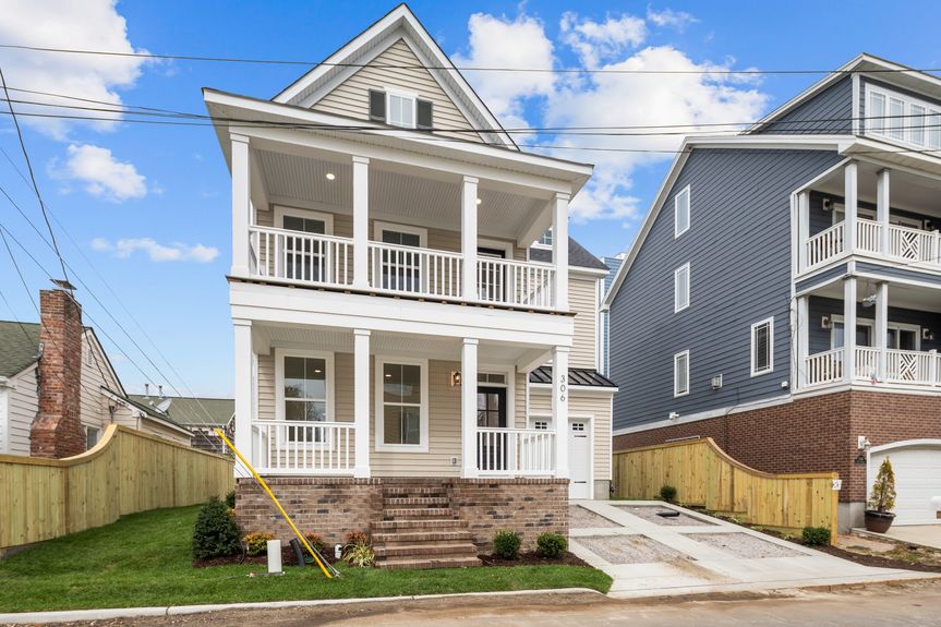 3-web-or-mls-306 26 1_2 St. Virginia Beach, VA_11142024_Exterior_021