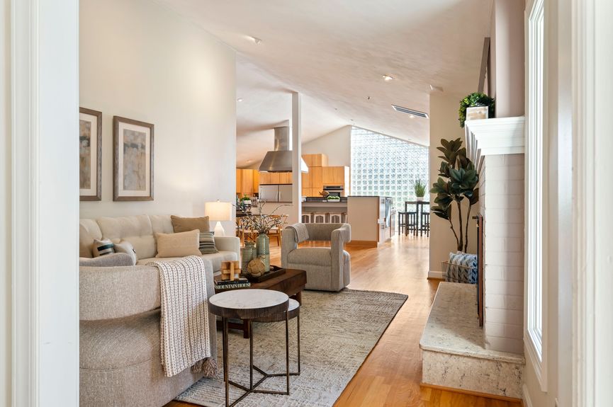 12-web-or-mls-2025-sunset-point