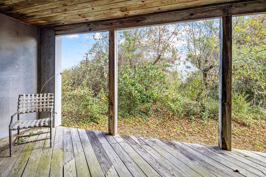 16-web-or-mls-8300 Ocean Front Ave, Virginia Beach, VA_11292024_Exterior_014