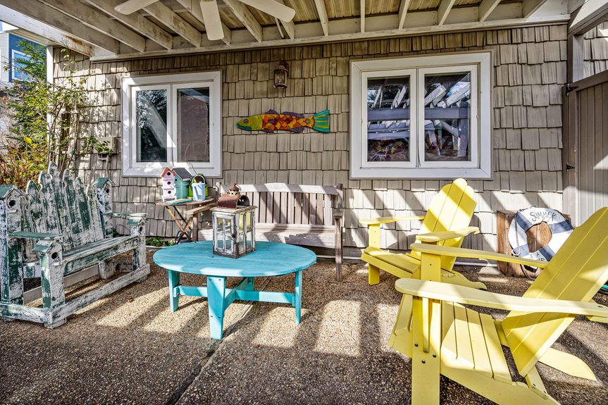 19-web-or-mls-8300 Ocean Front Ave, Virginia Beach, VA_11292024_Exterior_018