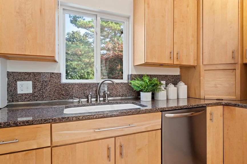 25-web-or-mls-2025-sunset-point