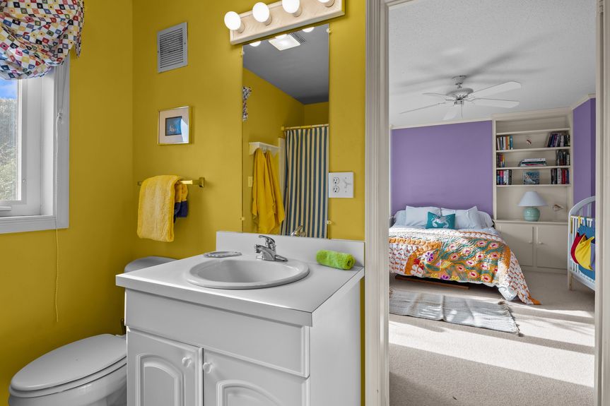 31-web-or-mls-8300 Ocean Front Ave, Virginia Beach, VA_11292024_Interior_045