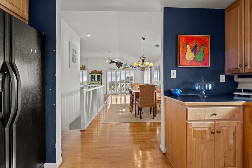 41-web-or-mls-8300 Ocean Front Ave, Virginia Beach, VA_11292024_Interior_075