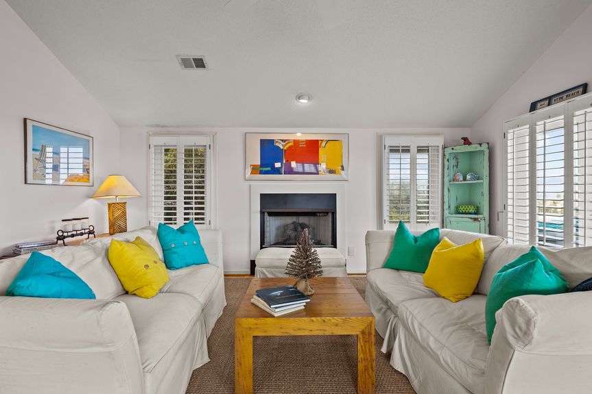 46-web-or-mls-8300 Ocean Front Ave, Virginia Beach, VA_11292024_Interior_090