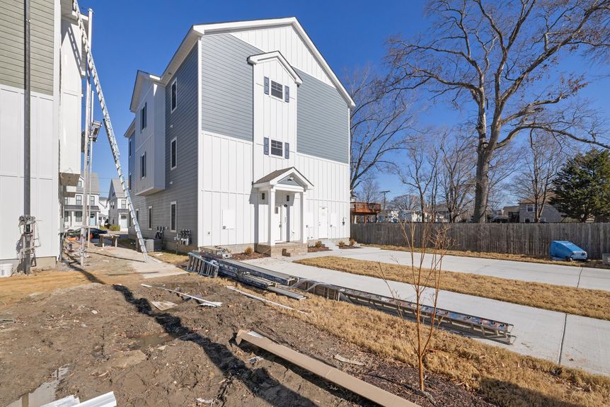 39-web-or-mls-516-22nd-st