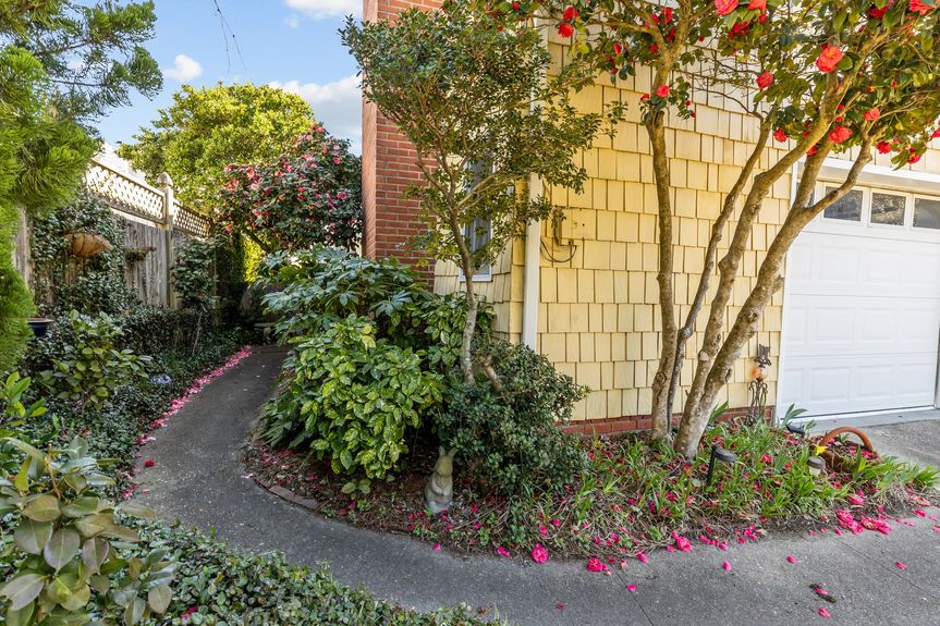 18-web-or-mls-6903 Atlantic Ave, Virginia Beach, VA 03182025 Exterior 018