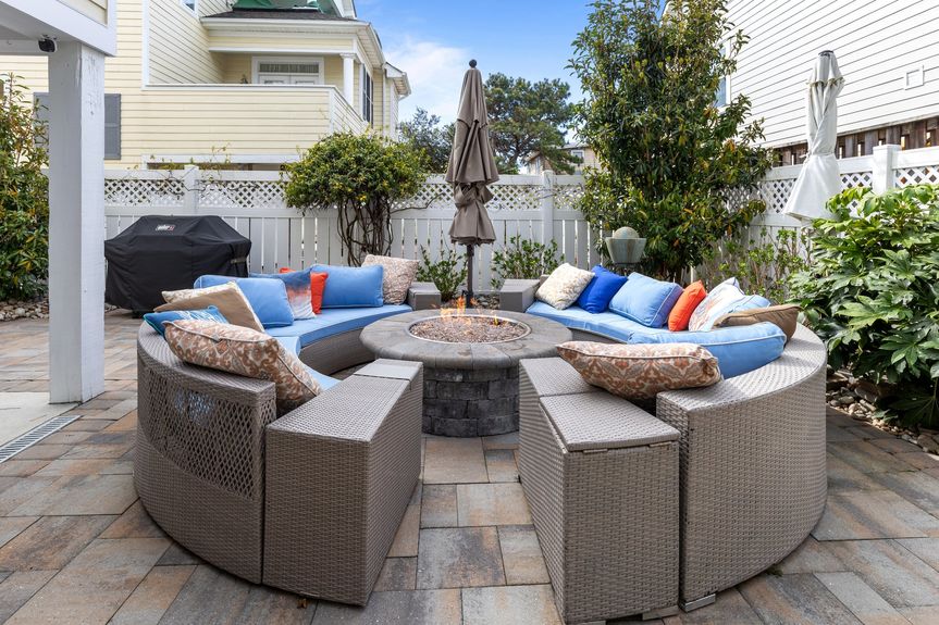 21-web-or-mls-7018 Atlantic Ave, Virginia Beach VA 03252025Exterior 023