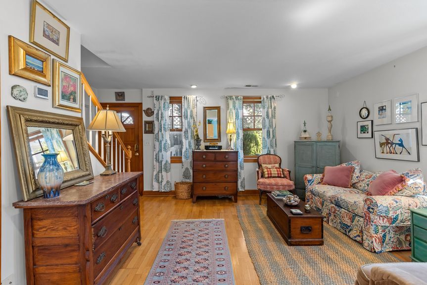 25-web-or-mls-6903 Atlantic Ave, Virginia Beach, VA 03182025Inxterior 039