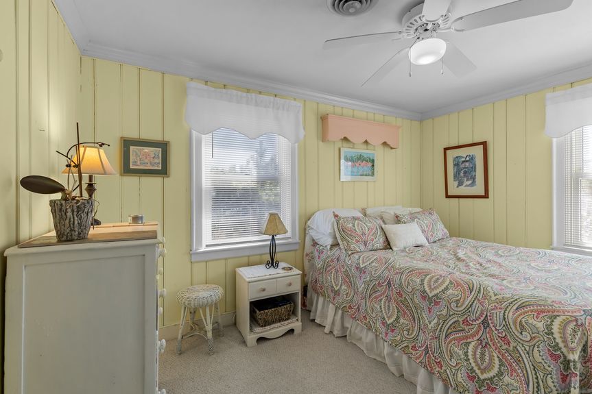 28-web-or-mls-6903 Atlantic Ave, Virginia Beach, VA 03182025Inxterior 048