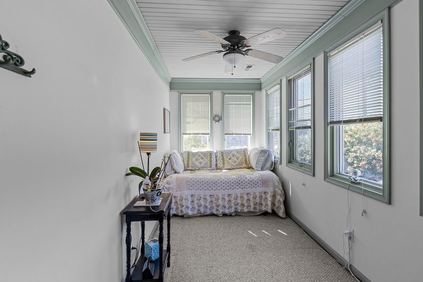 29-web-or-mls-6903 Atlantic Ave, Virginia Beach, VA 03182025Inxterior 051