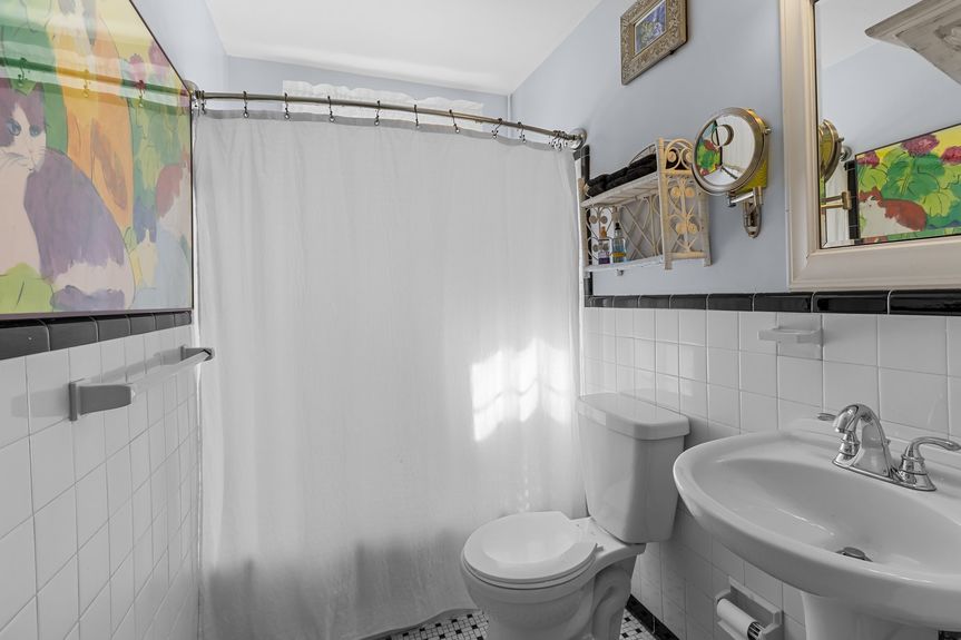 32-web-or-mls-6903 Atlantic Ave, Virginia Beach, VA 03182025Inxterior 060