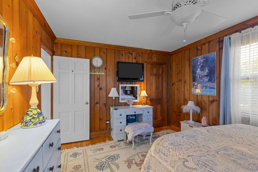 35-web-or-mls-6903 Atlantic Ave, Virginia Beach, VA 03182025Inxterior 069