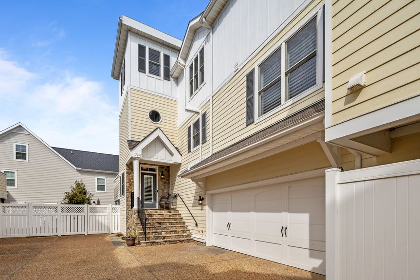 4-web-or-mls-7018 Atlantic Ave, Virginia Beach VA 03252025Exterior 015