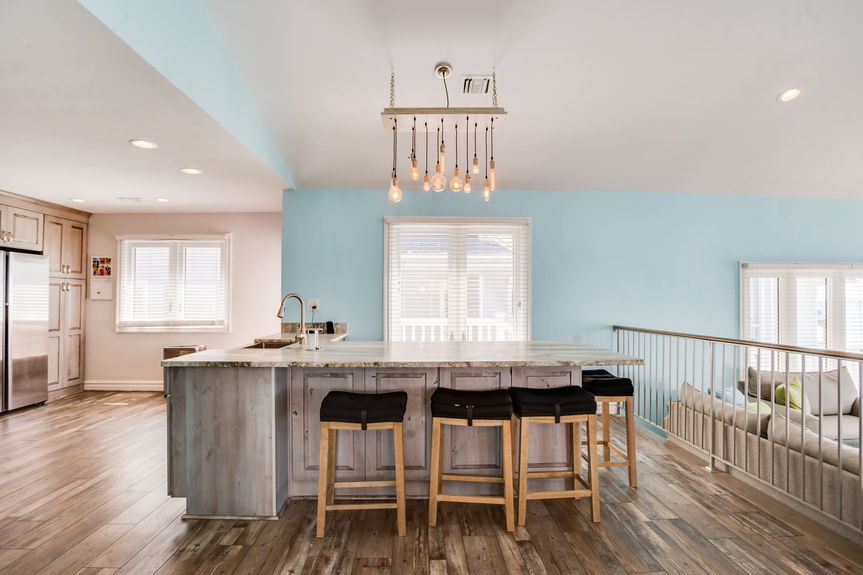 18-web-or-mls-2319-beach-castle-ln