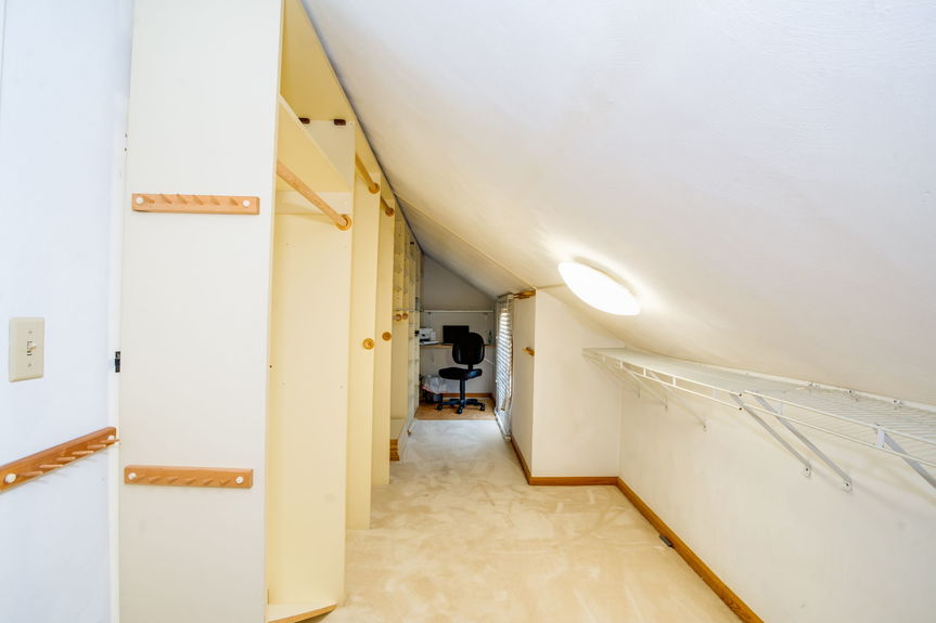 34-web-or-mls-2319-beach-castle-ln