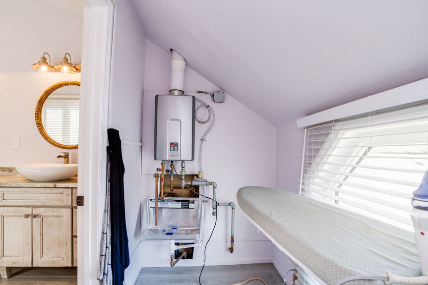 38-web-or-mls-2319-beach-castle-ln