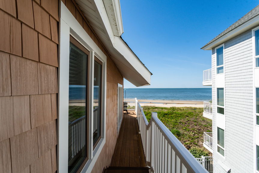 41-web-or-mls-2319-beach-castle-ln