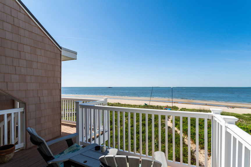 44-web-or-mls-2319-beach-castle-ln