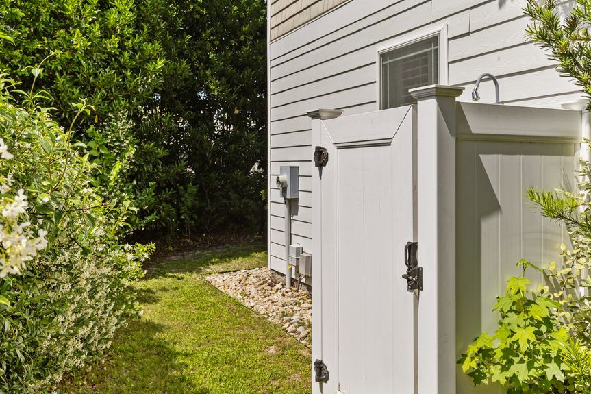 15-web-or-mls-117A 51st St, Virginia Beach, VA05202025 Exterior 015