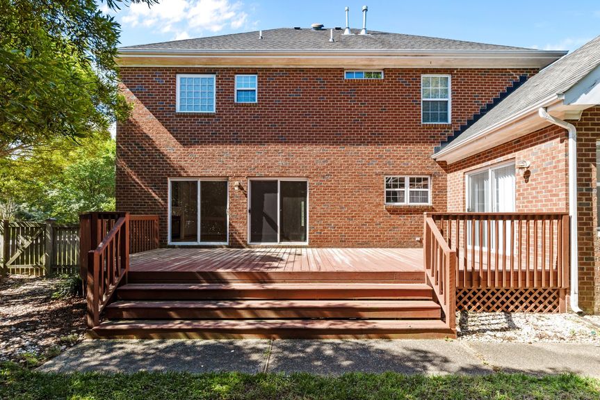 16-web-or-mls-2288 Souverain Ln, Virginia Beach, VA 05232025 Exterior 012