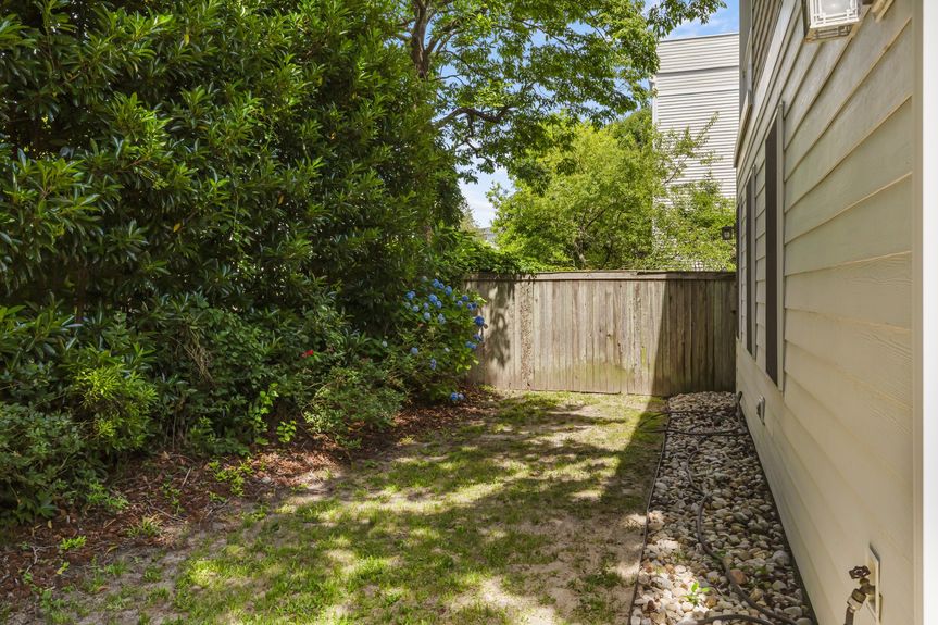 17-web-or-mls-117A 51st St, Virginia Beach, VA05202025 Exterior 017