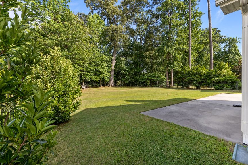 19-web-or-mls-5484 Memorial Dr, Virginia Beach, VA 05202025 Exterior 020