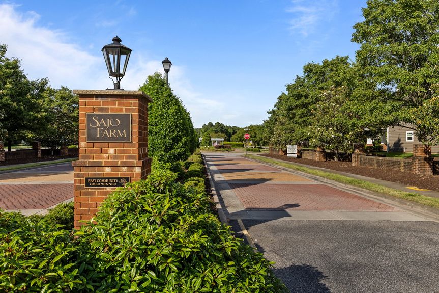 25-web-or-mls-5484 Memorial Dr, Virginia Beach, VA 05202025 Exterior 030