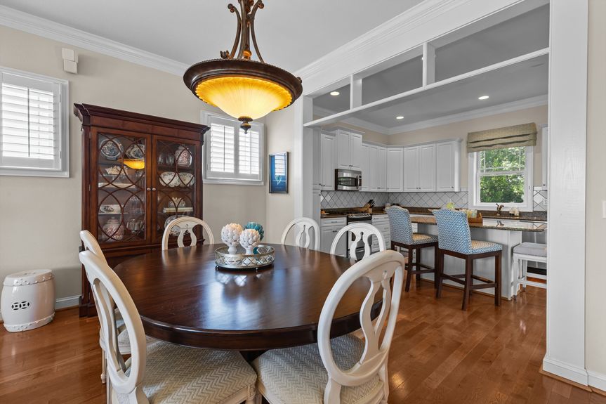 35-web-or-mls-117A 51st St, Virginia Beach, VA05202025 HDR 055