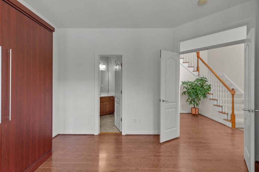 38-web-or-mls-5484 Memorial Dr, Virginia Beach, VA 05202025 HDR 069