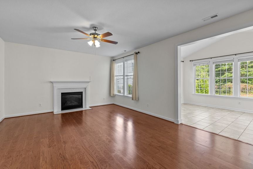 44-web-or-mls-5484 Memorial Dr, Virginia Beach, VA 05202025 HDR 087