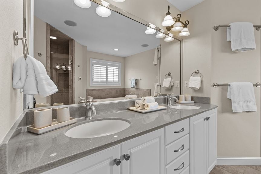 51-web-or-mls-117A 51st St, Virginia Beach, VA05202025 HDR 103