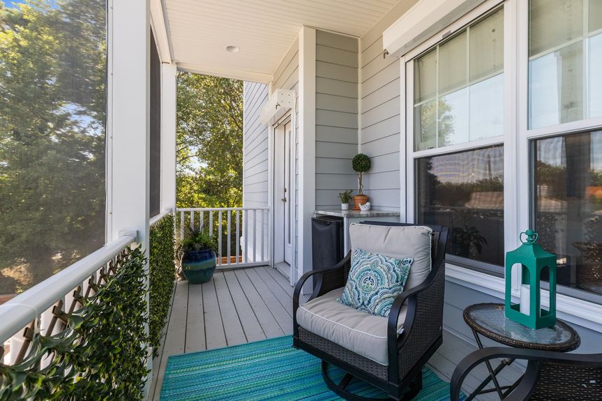 20-web-or-mls-211B 82nd St, Virginia Beach, VA 06192025 Exterior 017