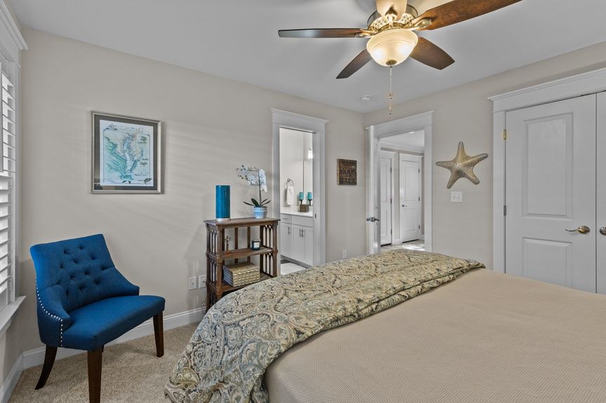 29-web-or-mls-211B 82nd St, Virginia Beach, VA 06192025 HDR 037