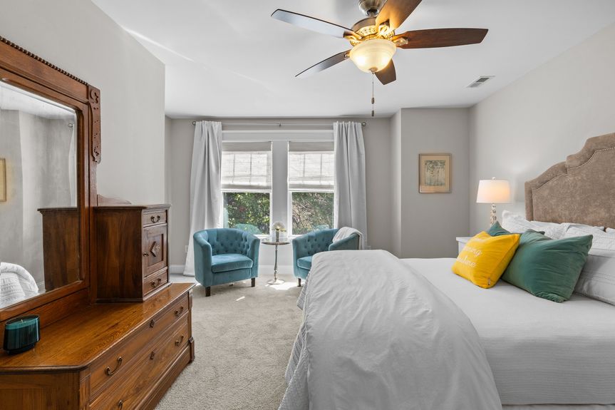 37-web-or-mls-211B 82nd St, Virginia Beach, VA 06192025 HDR 061