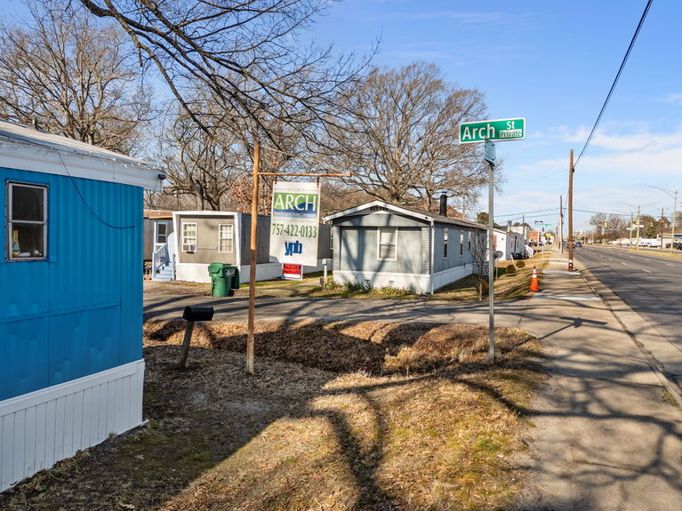 12-web-or-mls-5115 Jefferson Avenue, Newport News, VA01072026 Drone Only 012