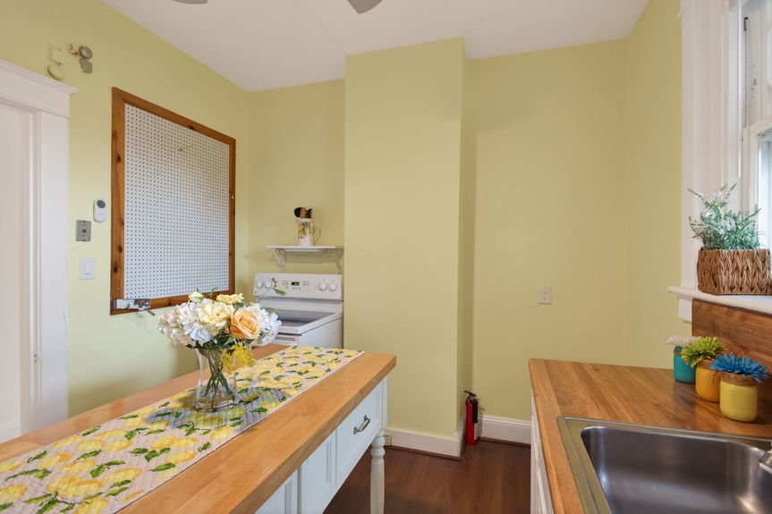 42-web-or-mls-734-shirley-ave