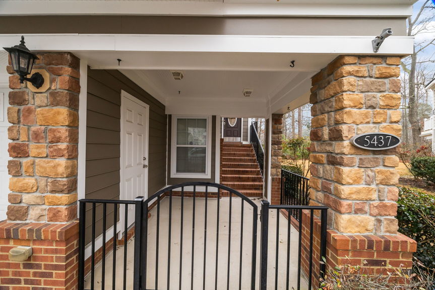 10-web-or-mls-5437 Nature Ln, Virginia Beach, VA 02192026 Exterior 008