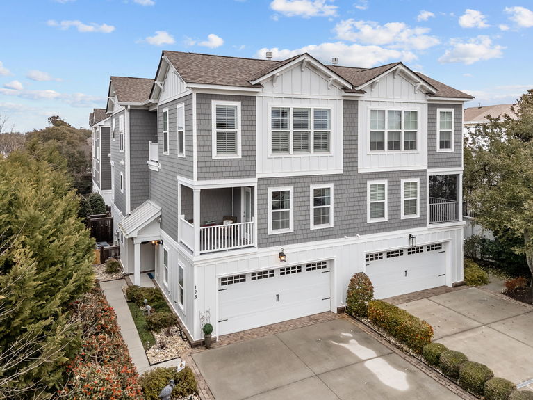 11-web-or-mls-125 79th St, Virginia Beach, VA 02162026 Exterior 011