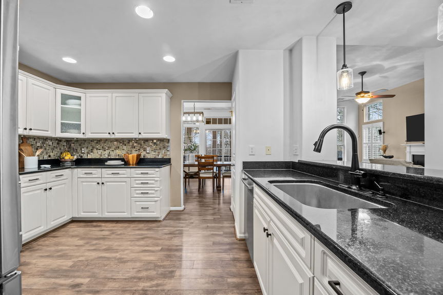 21-web-or-mls-5437 Nature Ln, Virginia Beach, VA 02192026HDR 041