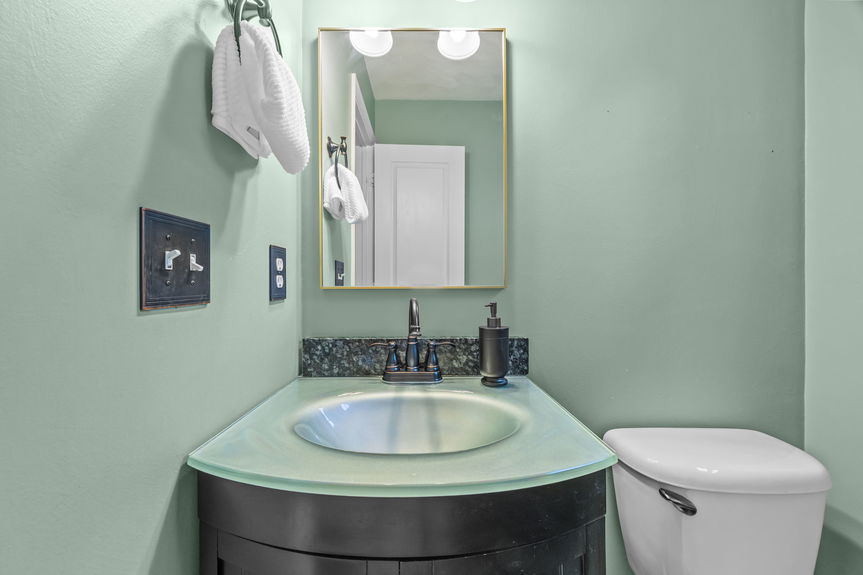 24-web-or-mls-5437 Nature Ln, Virginia Beach, VA 02192026HDR 050